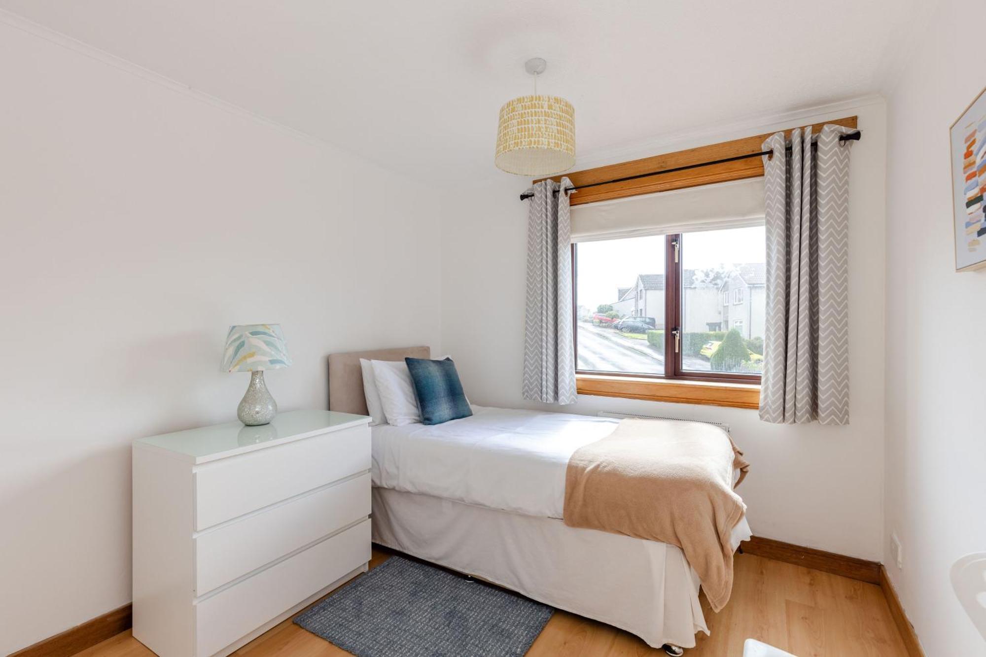 Family Home Inverkeithing Ideal For Edinburgh, Dunfermline & St Andrews 3 Bedrooms Esterno foto