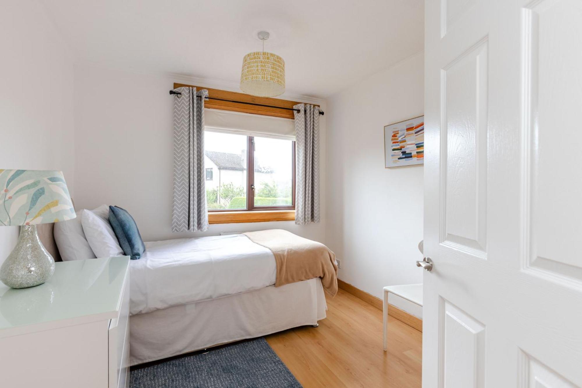 Family Home Inverkeithing Ideal For Edinburgh, Dunfermline & St Andrews 3 Bedrooms Esterno foto